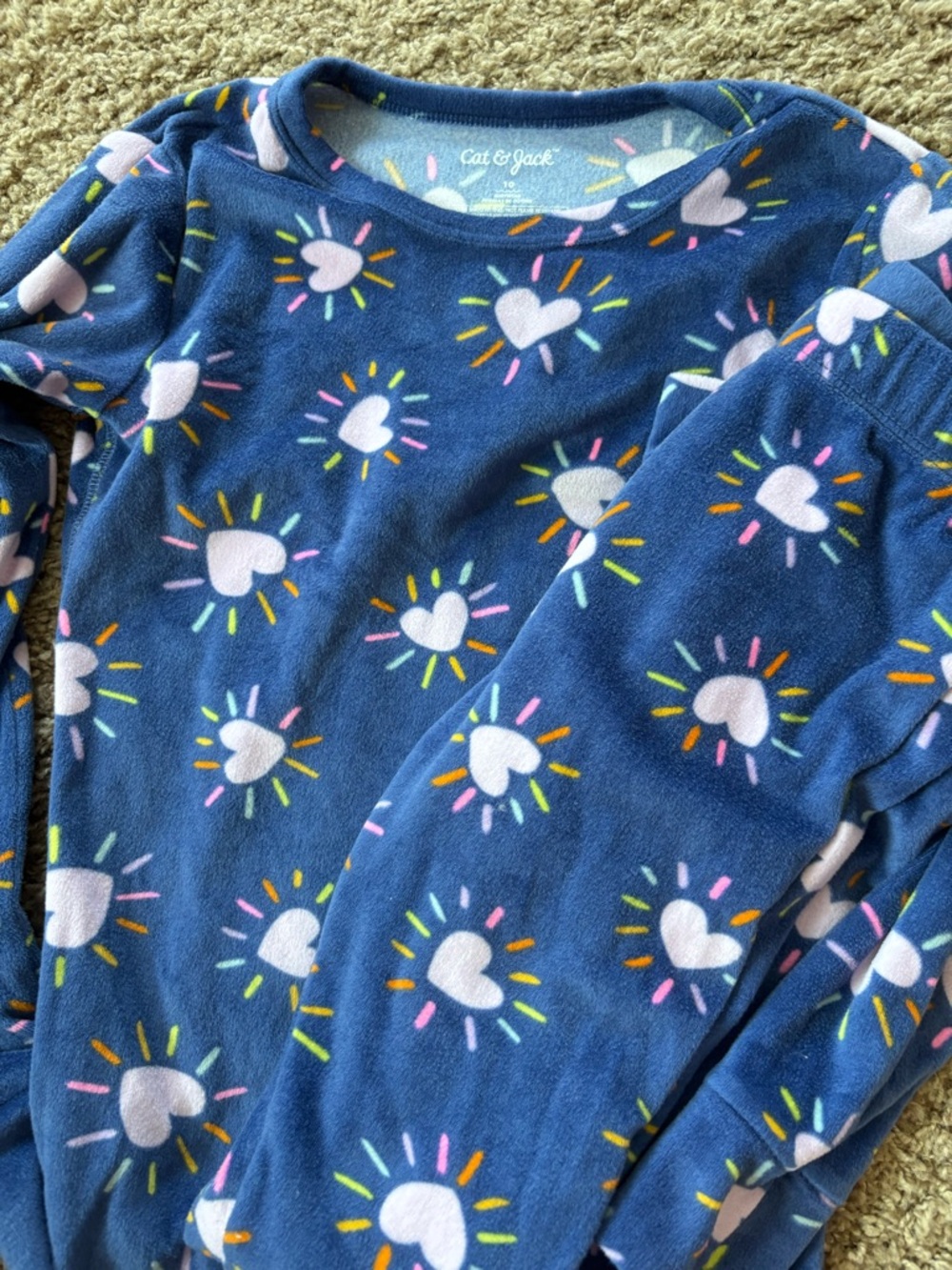 Cat & Jack Navy Heart Sunburst Fleece Pajama Set